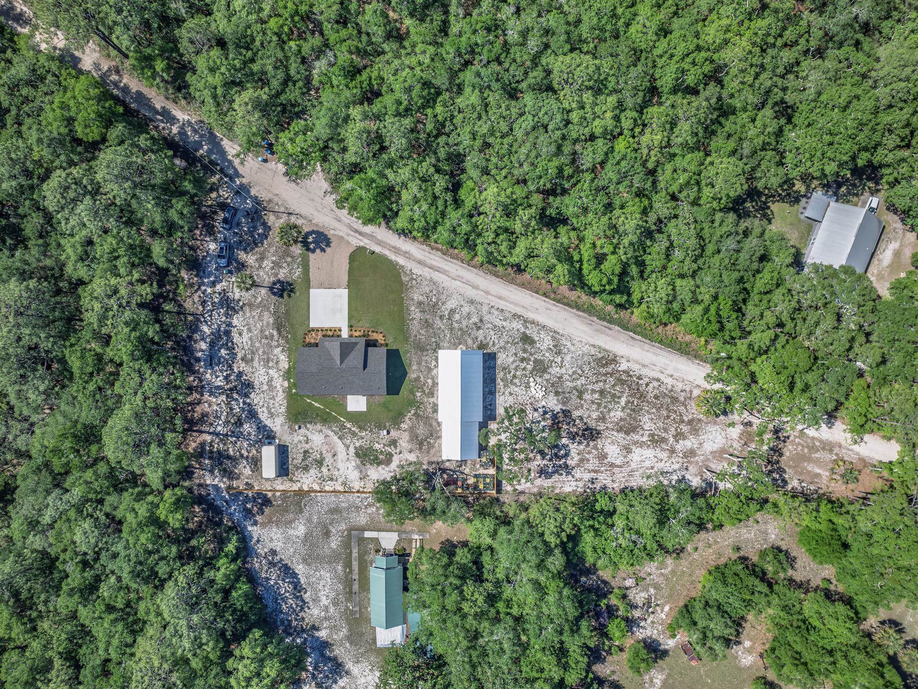 106 Carter Road Crawfordville, FL 32327 - Photo 10 of 38 Gallery Image 10