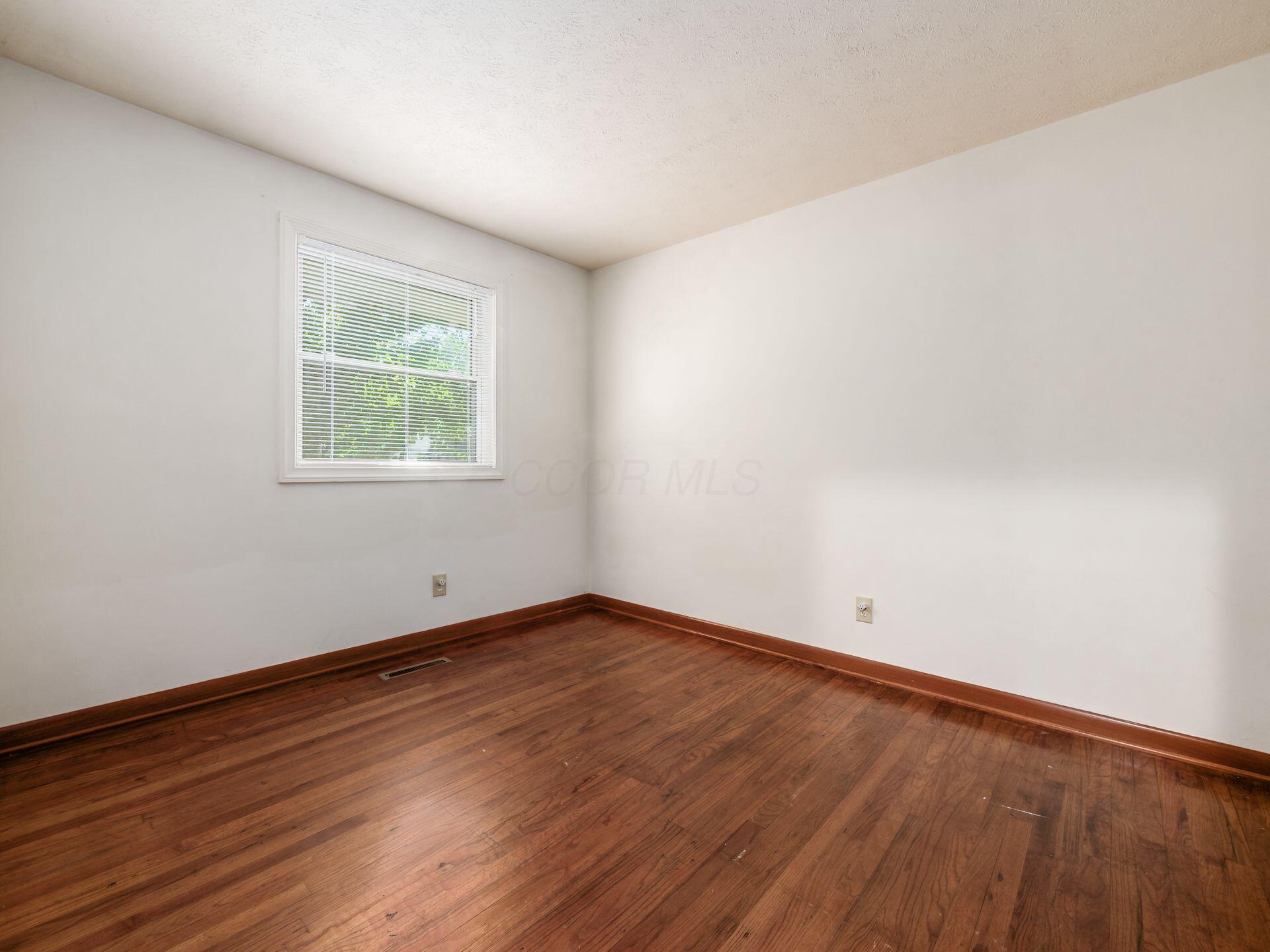 1140 Eastfield Road Worthington, OH 43085 - Photo 29 of 33