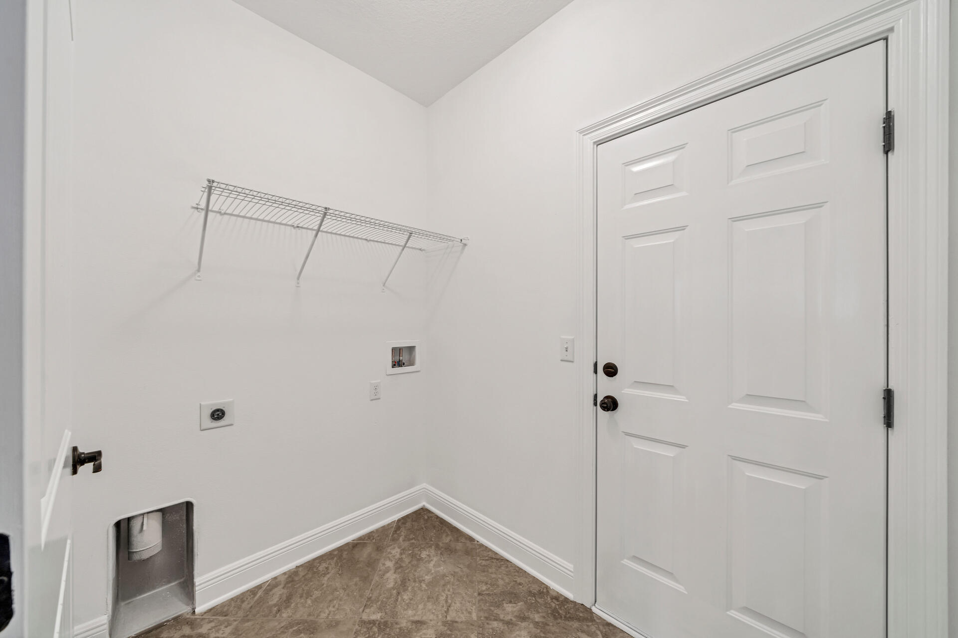 137 Lullaby Loop Santa Rosa Beach, FL 32459 - Photo 16 of 33 a view of a bathroom