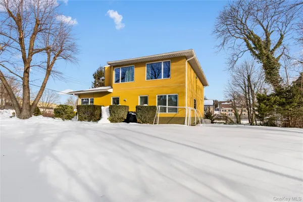 $3,300 | 301 South Ridge Street, Unit 2, Rye Brook, NY 10573