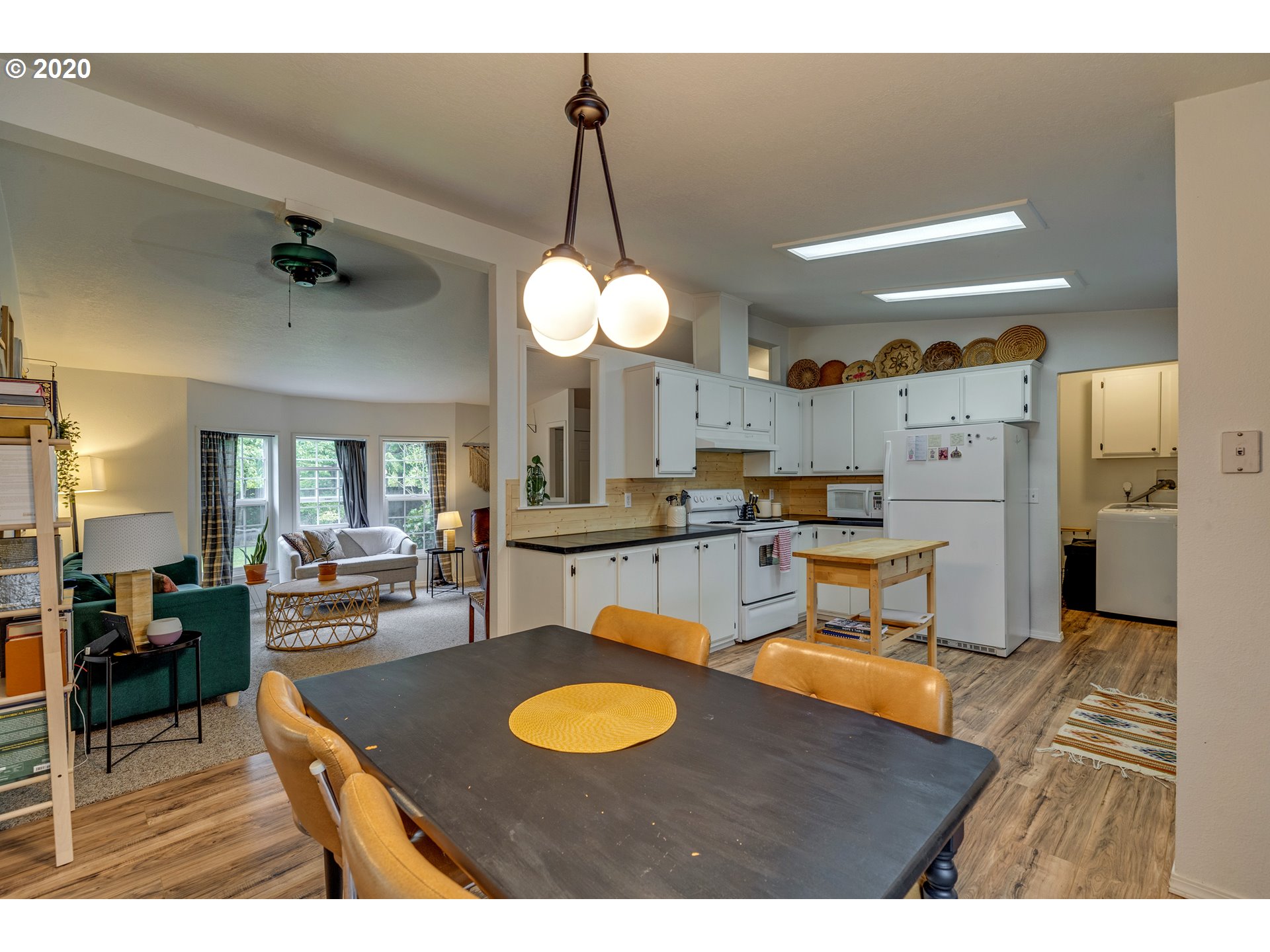 14267 South Caufield Road Oregon City, OR 97045 - Photo 11 of 30 Gallery Image 11