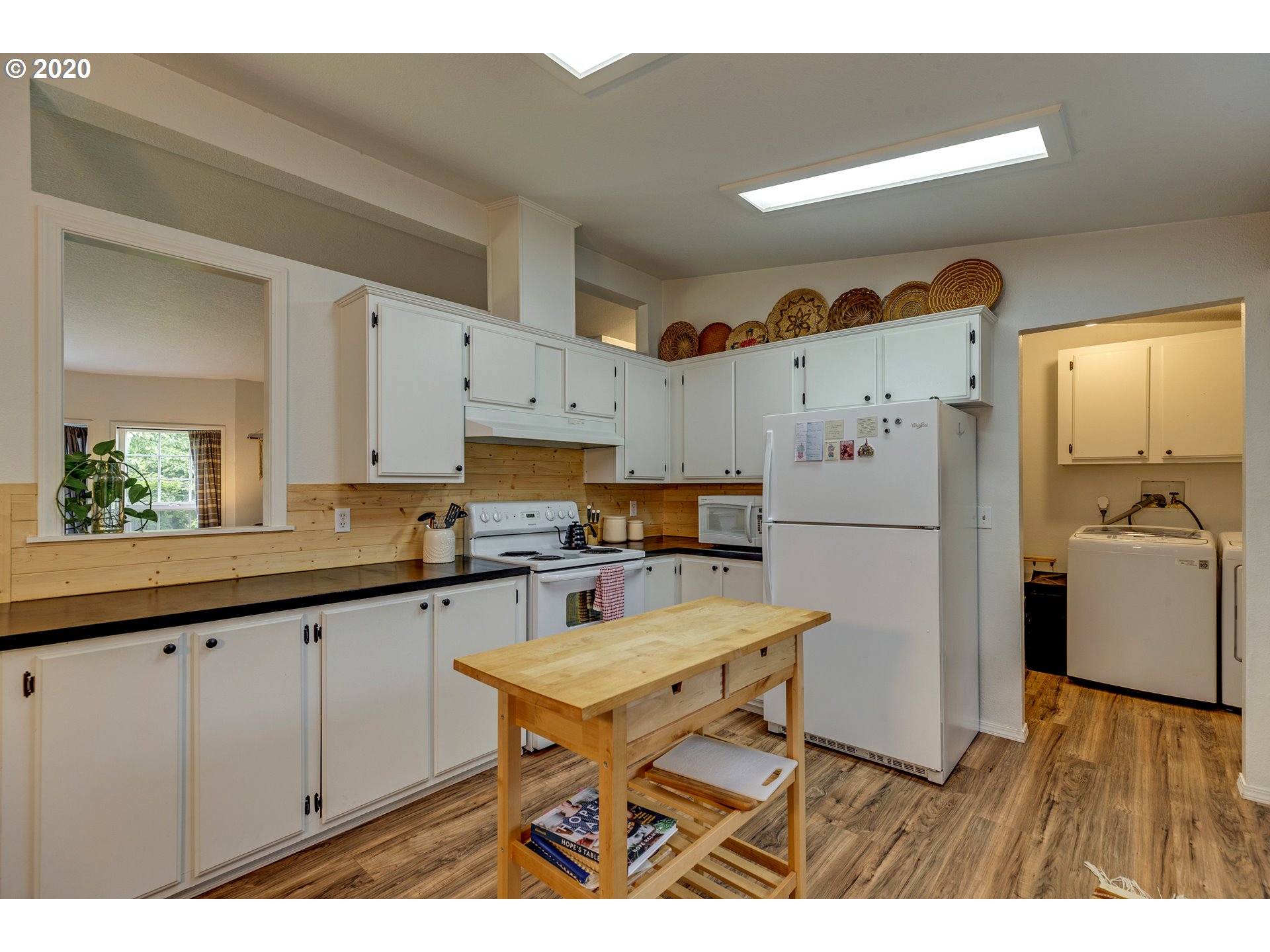 14267 South Caufield Road Oregon City, OR 97045 - Photo 13 of 30 Gallery Image 13