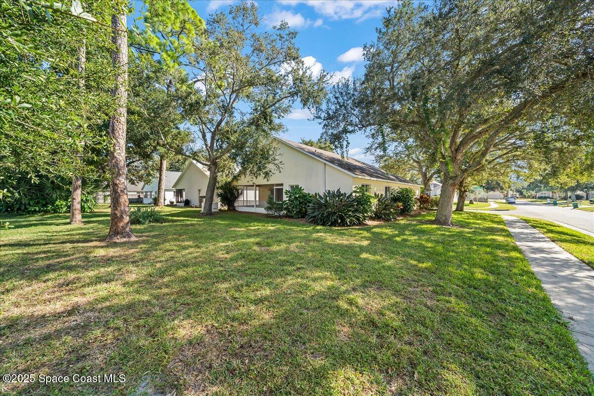 2798 Caitlin Court Melbourne, FL 32940 - Photo 25 of 27 a view of a volley ball court
