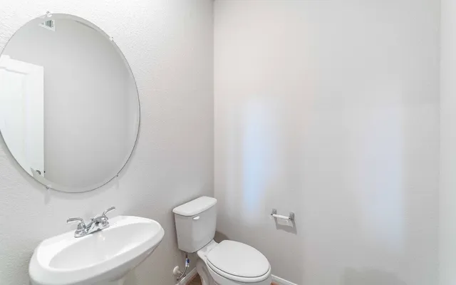 $426,155 | 113 Cougar Hl Drive, Jarrell, TX 76537