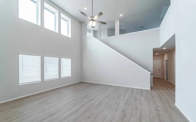 $426,155 | 113 Cougar Hl Drive, Jarrell, TX 76537