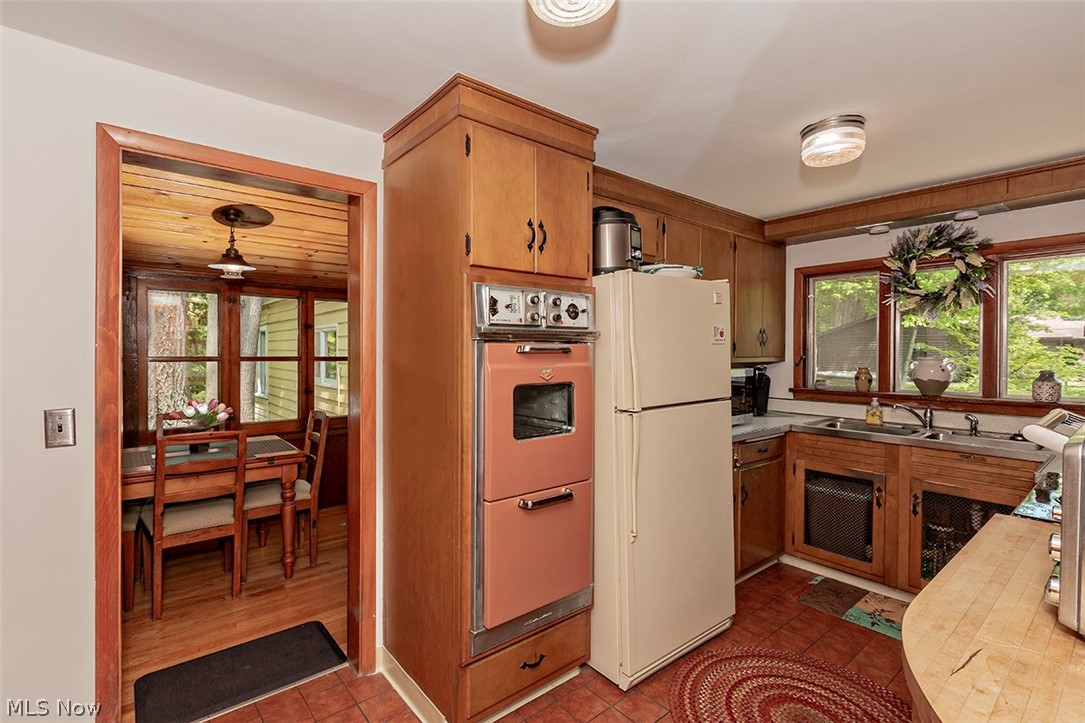 2613 Dodd Road Willoughby, OH 44094 - Photo 13 of 31 Gallery Image 13