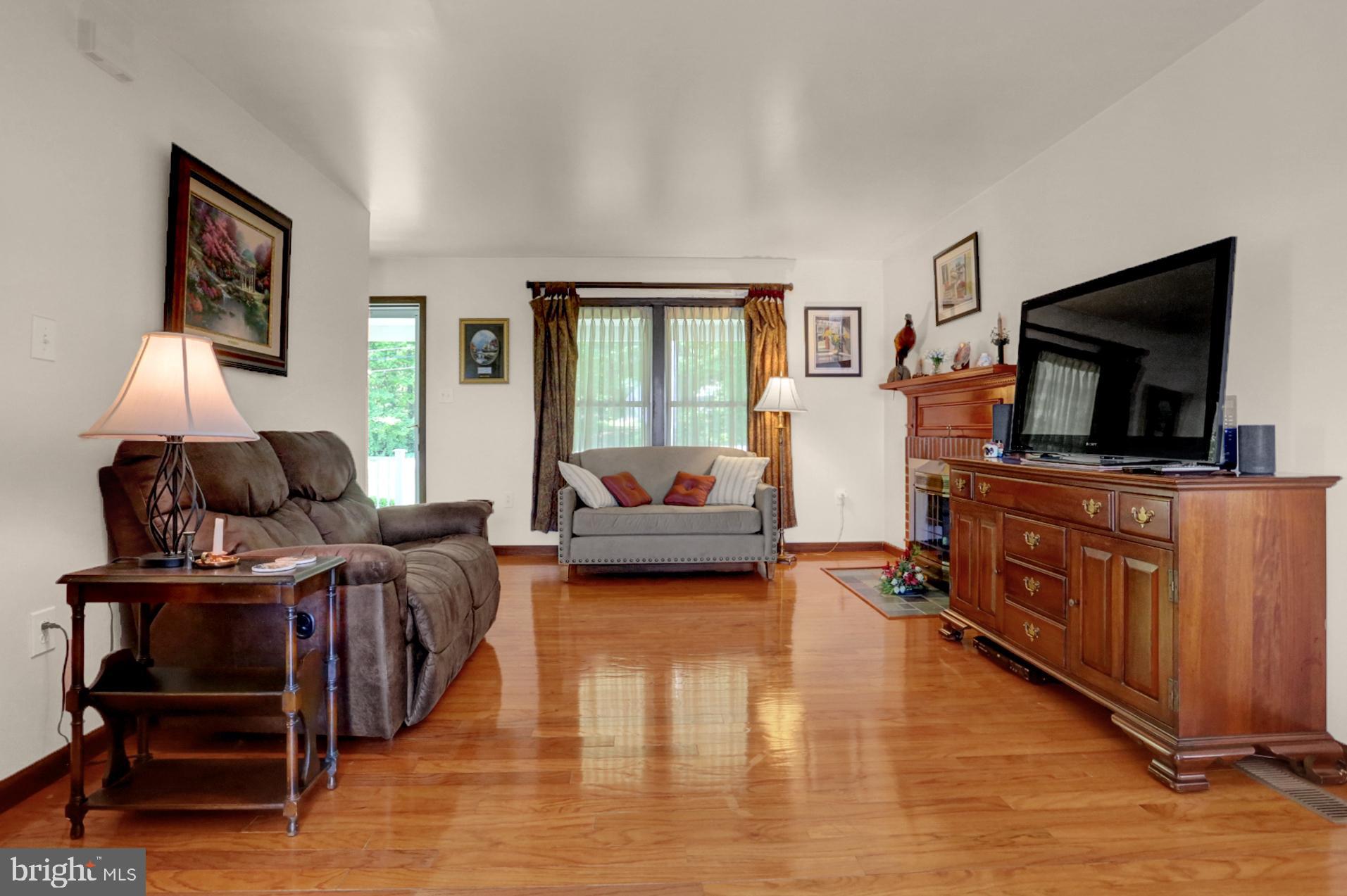 7174 Pine Tree Road Hereford, PA 18056 - Photo 8 of 31 Gallery Image 8