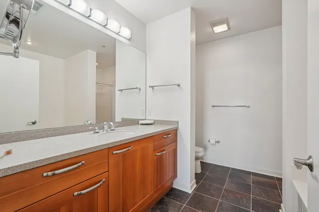 $749,000 | 1522 North Prospect Avenue, Unit 902, Milwaukee, WI 53202