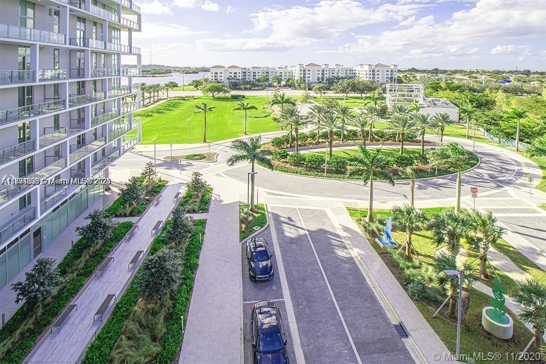 2000 Metropica Way, Unit 614 Sunrise, FL 33323 - Photo 7 of 18 a view of a city
