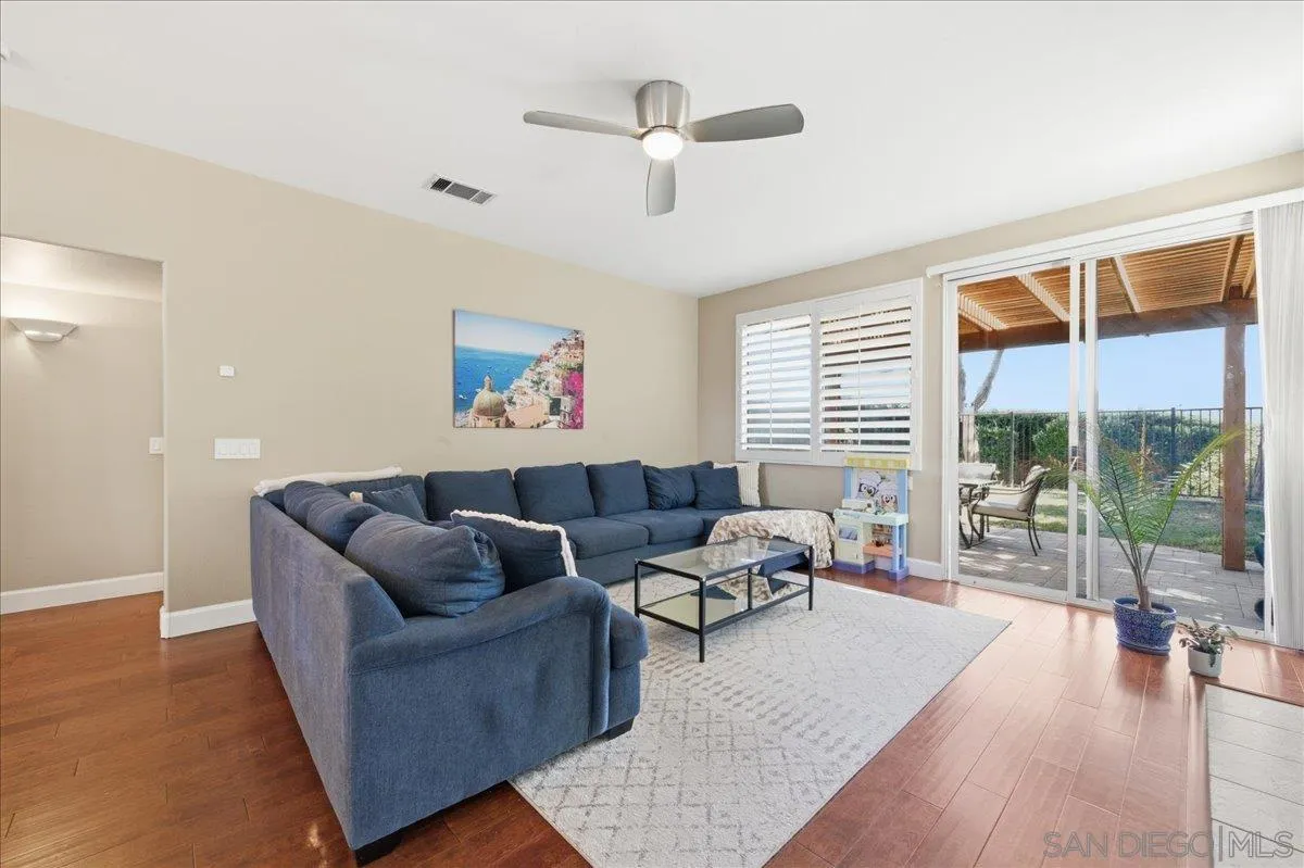 3513 Corte Ramon Carlsbad, CA 92009 - Photo 11 of 42 Gallery Image 11