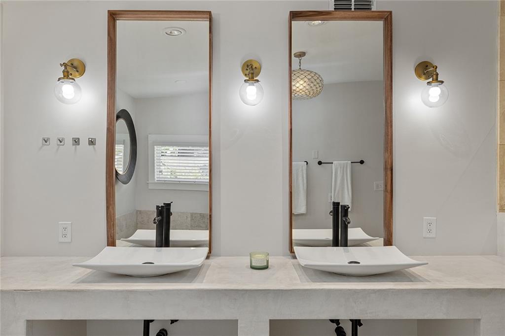 275 Rocky Ford Road Northeast Atlanta, GA 30317 - Photo 30 of 48