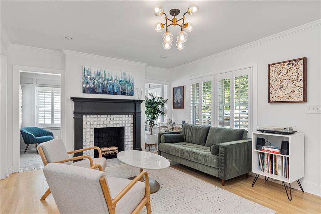 275 Rocky Ford Road Northeast Atlanta, GA 30317 - Photo 6 of 48