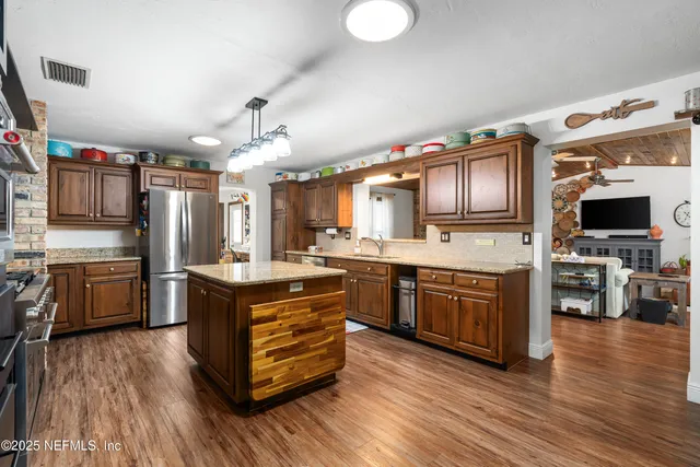 $799,000 | 1925 West Highway 318, Citra, FL 32113