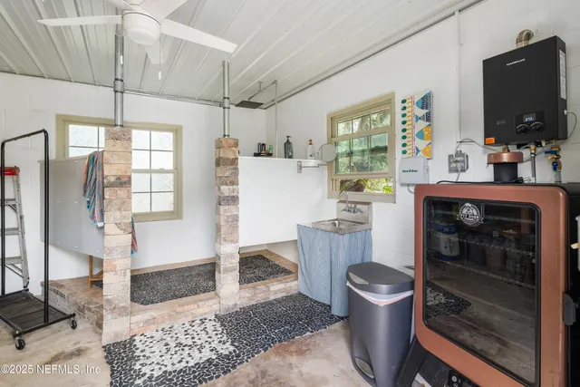 $799,000 | 1925 West Highway 318, Citra, FL 32113