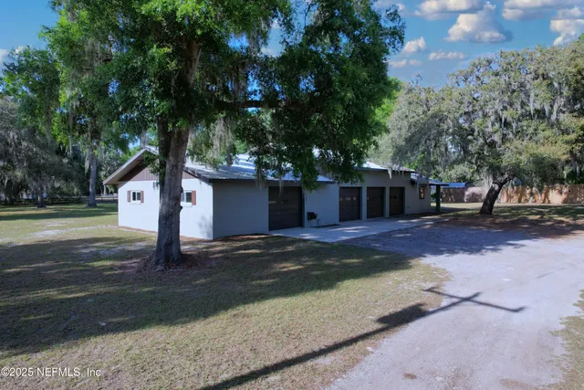 $799,000 | 1925 West Highway 318, Citra, FL 32113