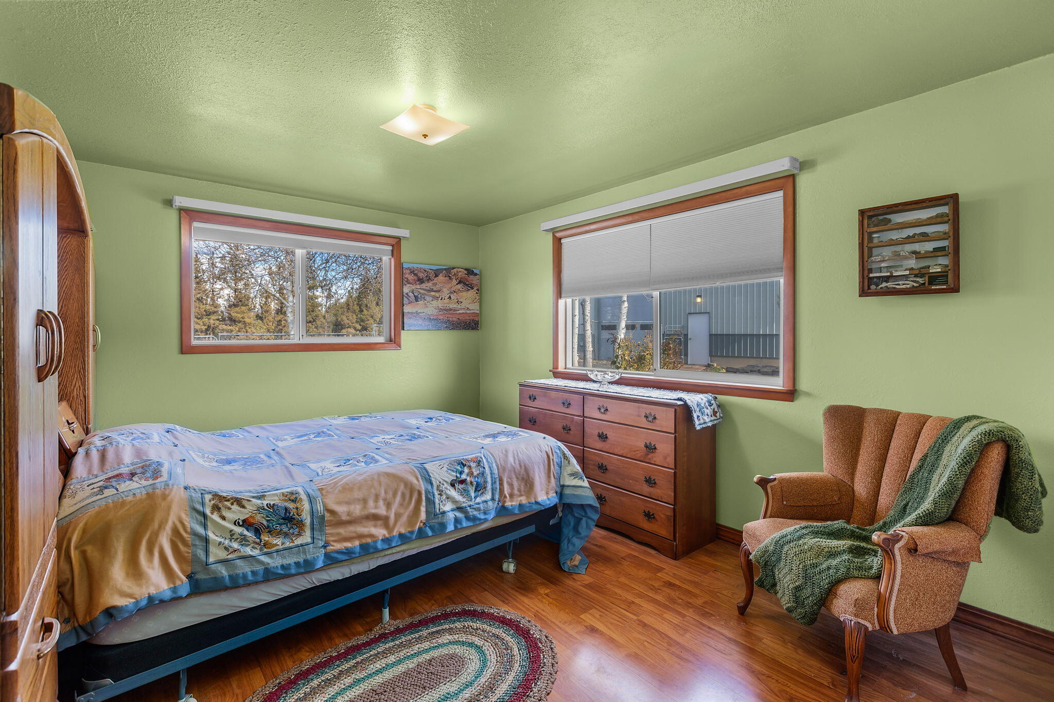 1925 Northwest 53rd Street Redmond, OR 97756 - Photo 24 of 42 2024_11_14_1925_nw_53rd_st_rdm-21