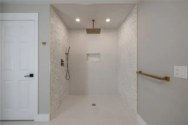 $860,000 | 311 Hope Road, Cranston, RI 02921