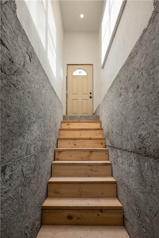 311 Hope Road Cranston, RI 02921 - Photo 27 of 33