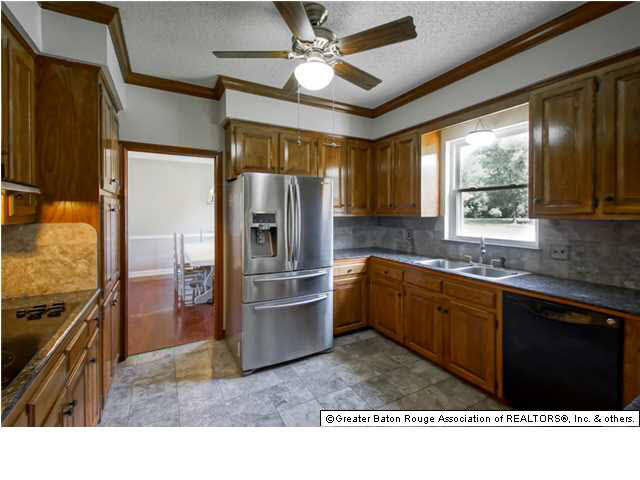13717 Mary Edith Place Baton Rouge, LA 70809 - Photo 3 of 30 Gallery Image 3