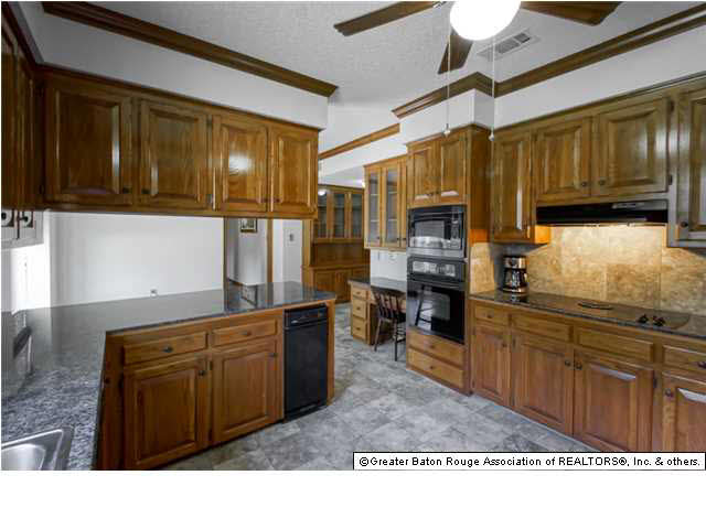 13717 Mary Edith Place Baton Rouge, LA 70809 - Photo 10 of 30 Gallery Image 10
