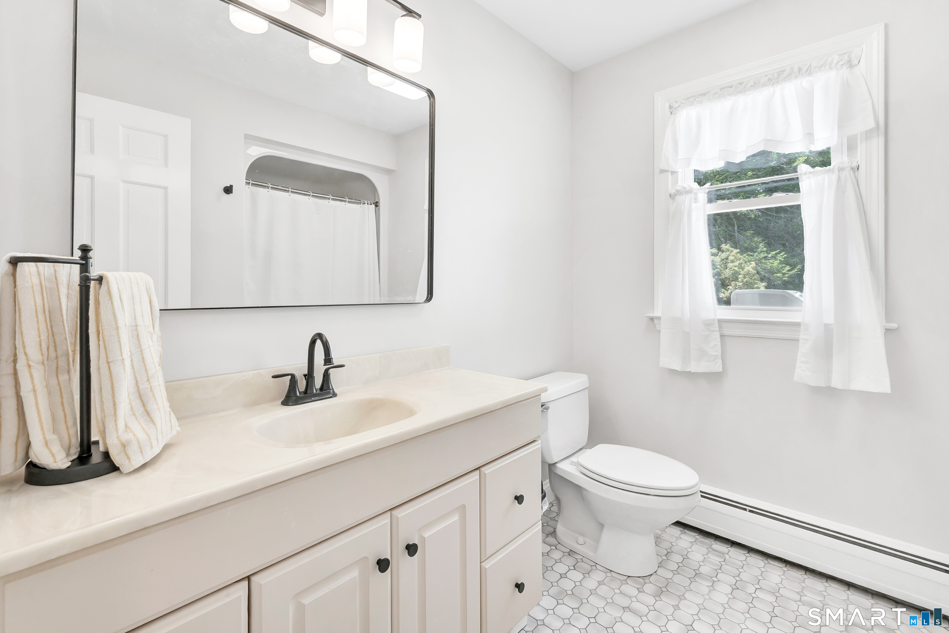 119 Staples Road Easton, CT 06612 - Photo 21 of 37