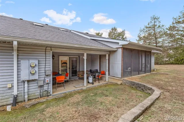 $175,000 | 214 Holly Tree Lane, Farmington, MO 63640