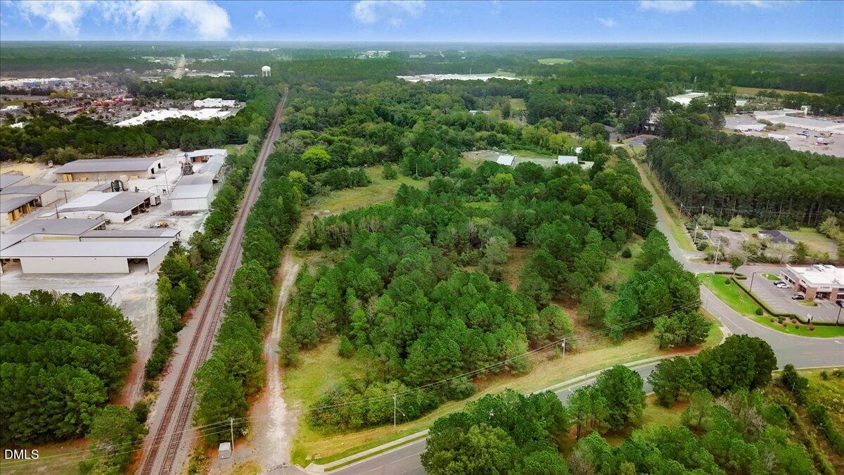 175 East Peedin Road Smithfield, NC 27577 - Photo 2 of 5 a view of a city