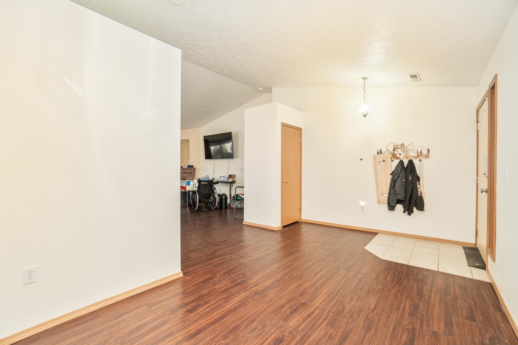 13015 North Yale Road Mead, WA 99021 - Photo 12 of 39 Gallery Image 12