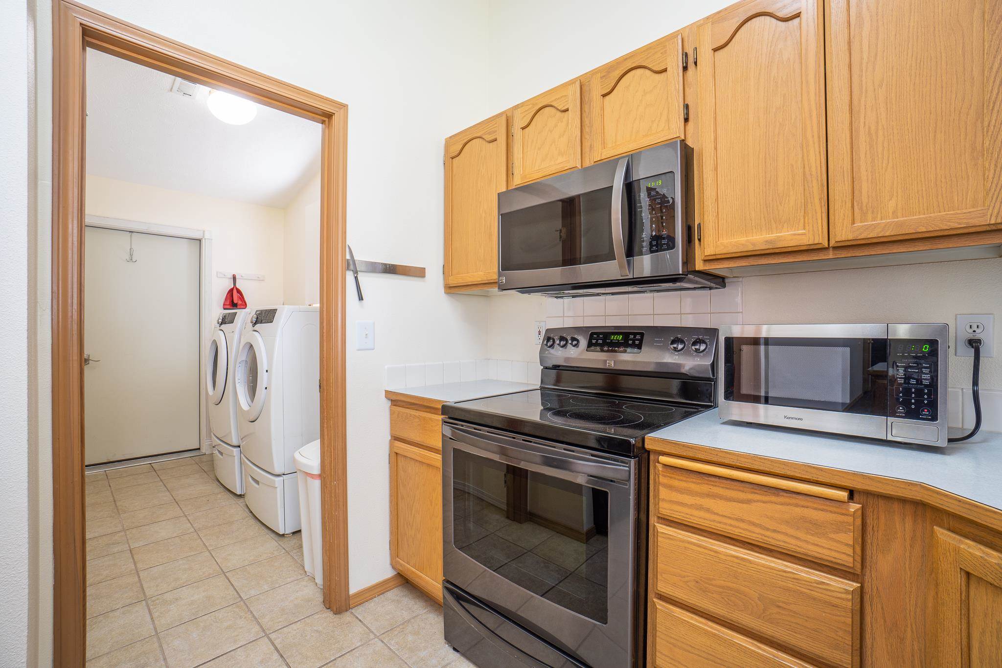 13015 North Yale Road Mead, WA 99021 - Photo 5 of 39 Gallery Image 5