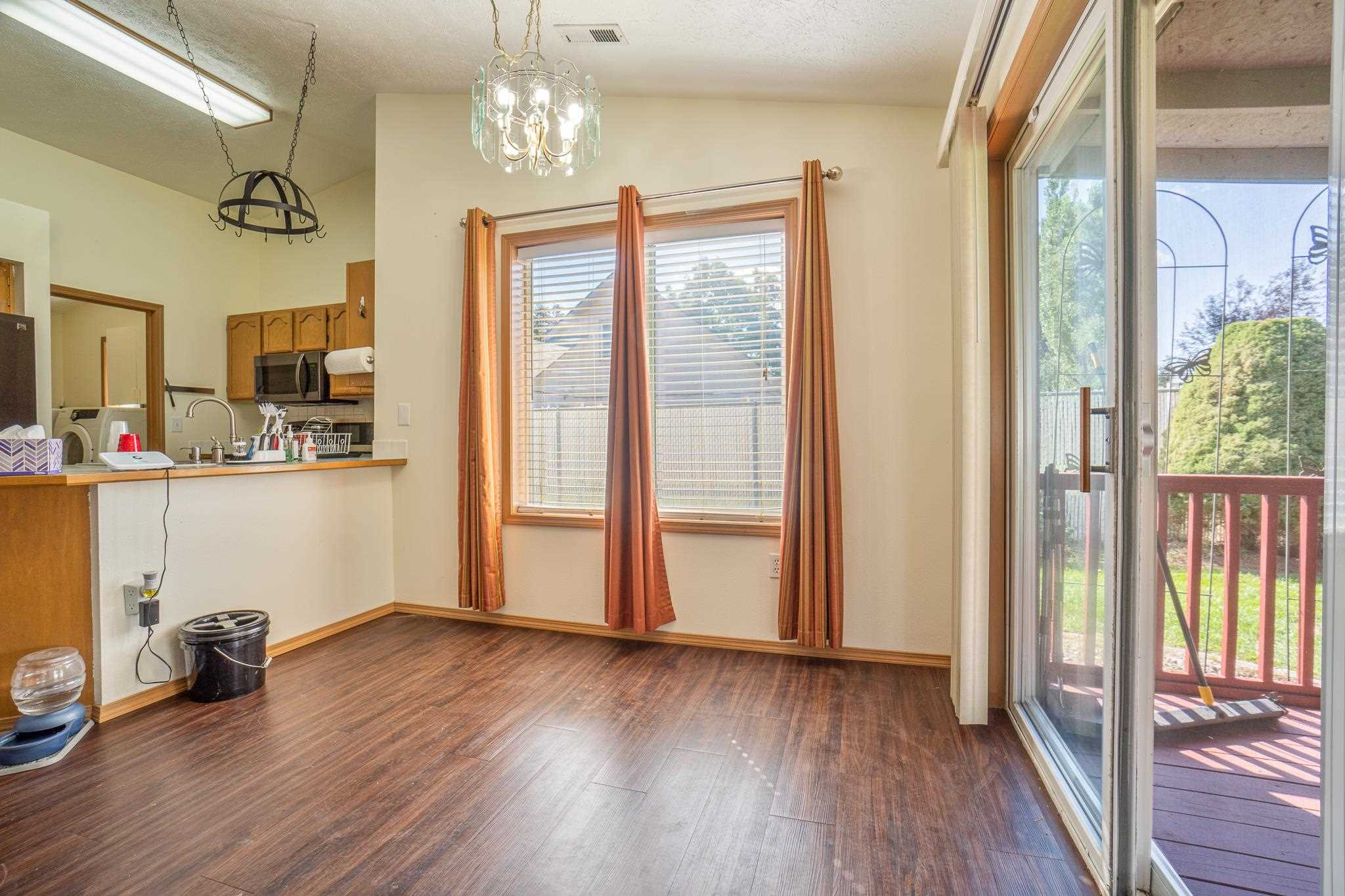 13015 North Yale Road Mead, WA 99021 - Photo 6 of 39 Gallery Image 6