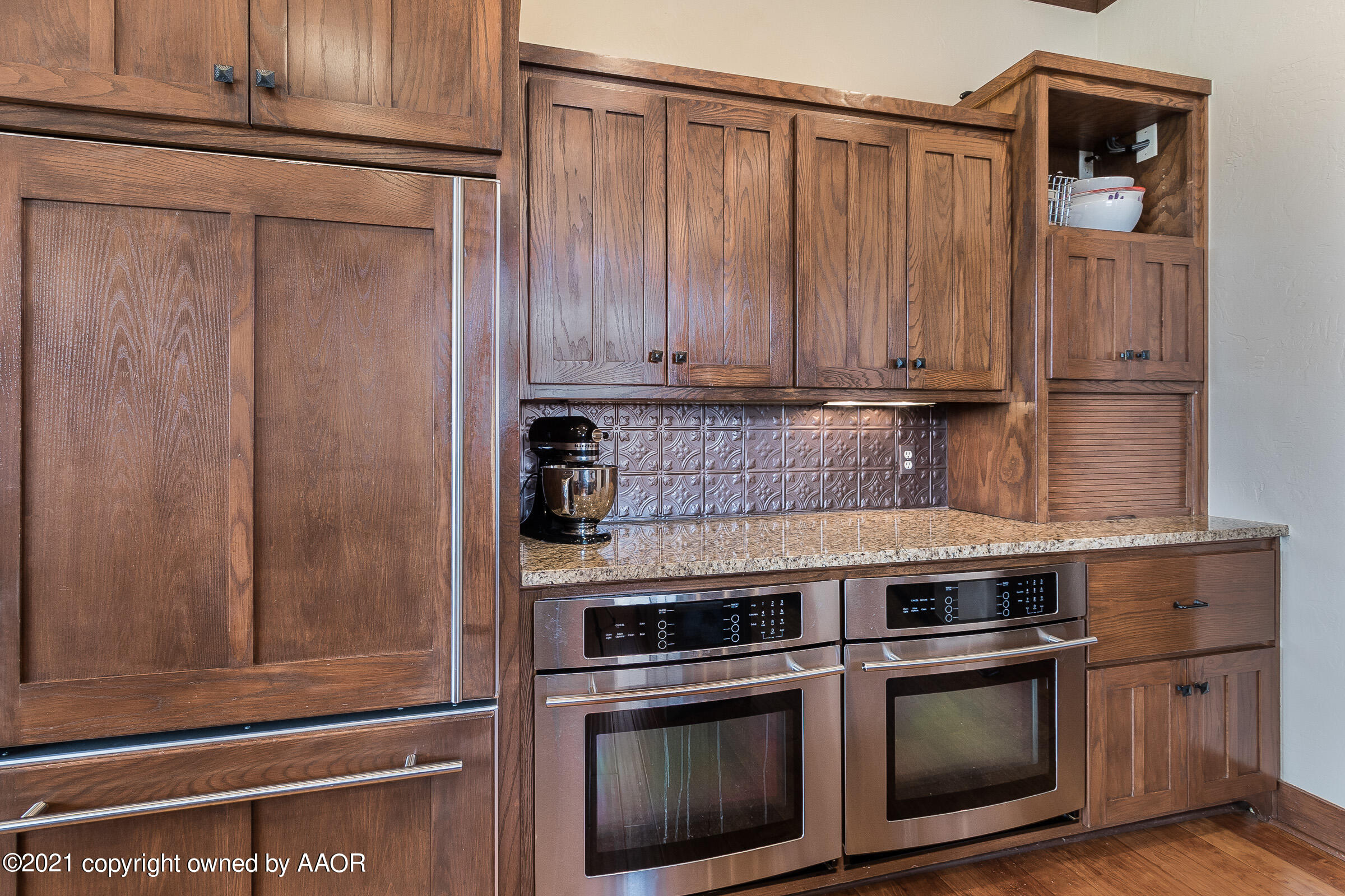 2805 Antelope Ridge Canyon, TX 79015 - Photo 11 of 40 011_Double Ovens