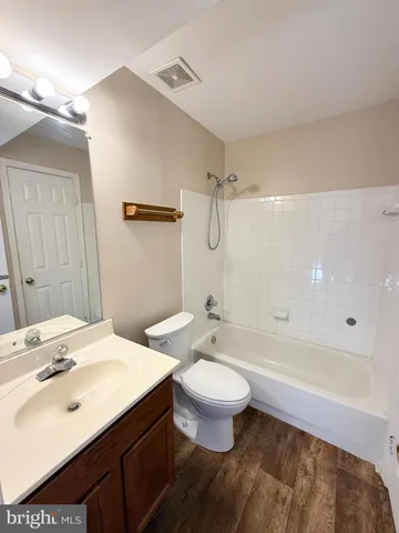 $324,900 | 9211 Azure Court, Unit 202, Manassas, VA 20110