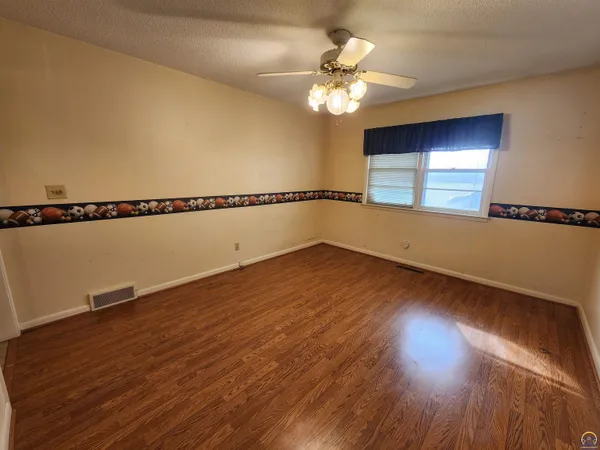$375,000 | 763 Rd T, Hartford, KS 66854