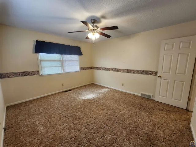 $375,000 | 763 Rd T, Hartford, KS 66854