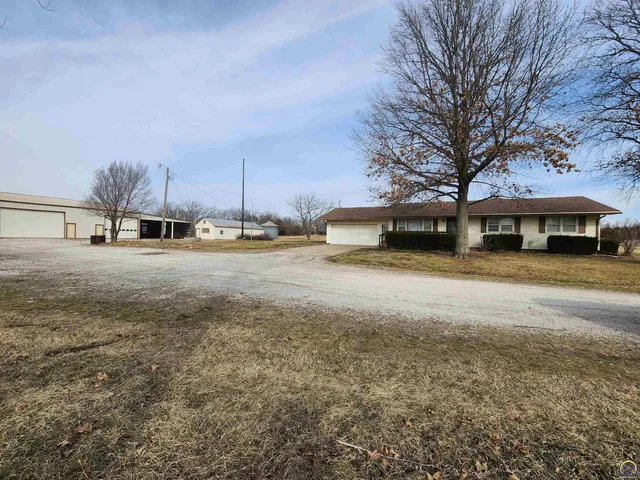 $375,000 | 763 Rd T, Hartford, KS 66854