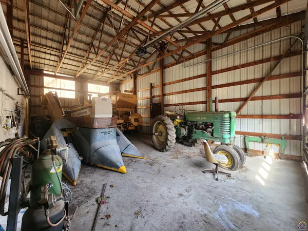 $375,000 | 763 Rd T, Hartford, KS 66854