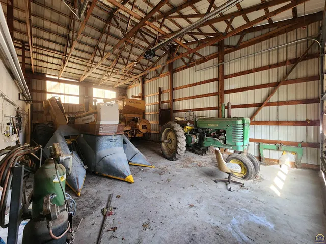 $375,000 | 763 Rd T, Hartford, KS 66854