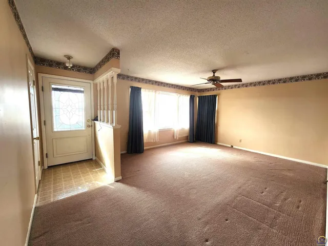 $375,000 | 763 Rd T, Hartford, KS 66854