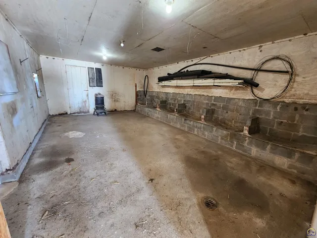 $375,000 | 763 Rd T, Hartford, KS 66854