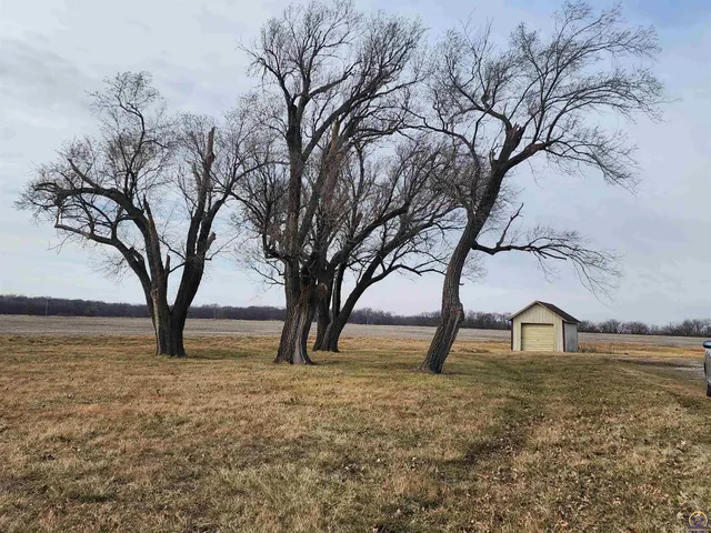 $375,000 | 763 Rd T, Hartford, KS 66854