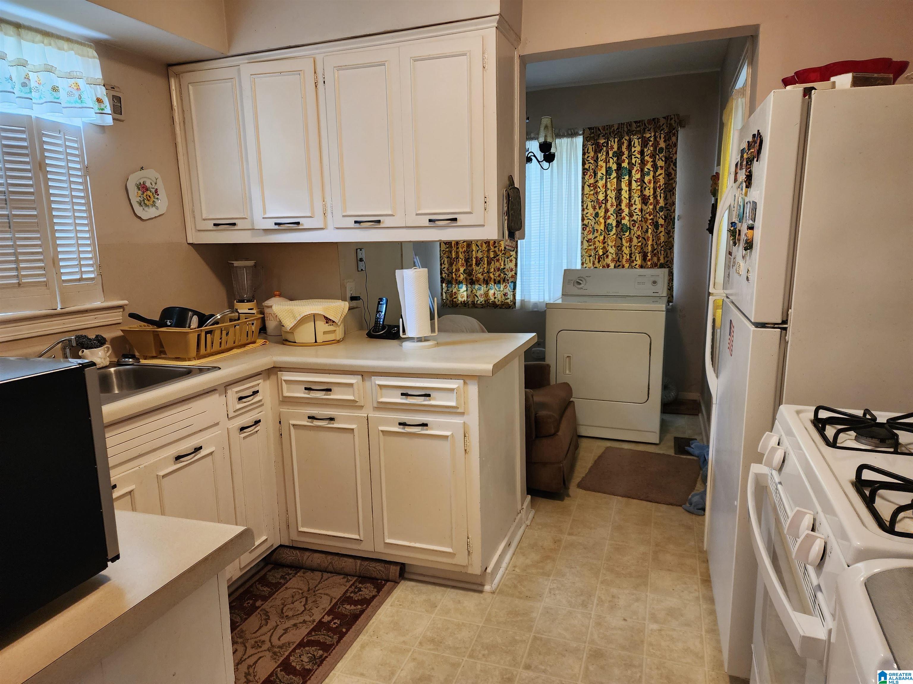 1265 Mims Street Southwest Birmingham, AL 35211 - Photo 4 of 14