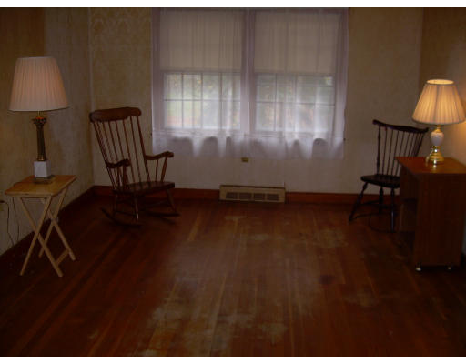 60 Andersen Road Braintree, MA 02184 - Photo 3 of 7 Gallery Image 3