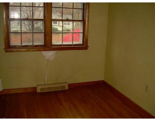 60 Andersen Road Braintree, MA 02184 - Photo 6 of 7 Gallery Image 6
