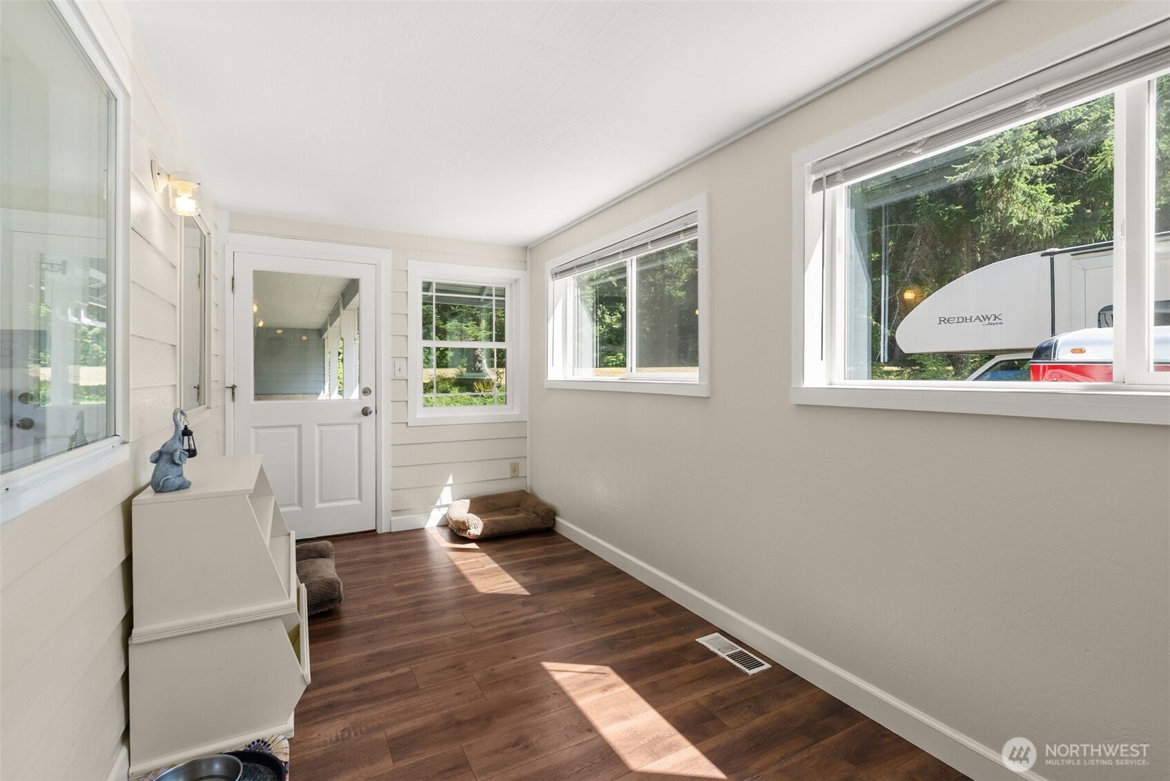 10544 Sidney Road Southwest Port Orchard, WA 98367 - Photo 20 of 40 Gallery Image 20