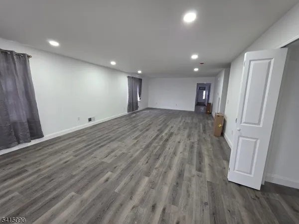 $3,200 | 260 Trenton Avenue, Paterson, NJ 07503