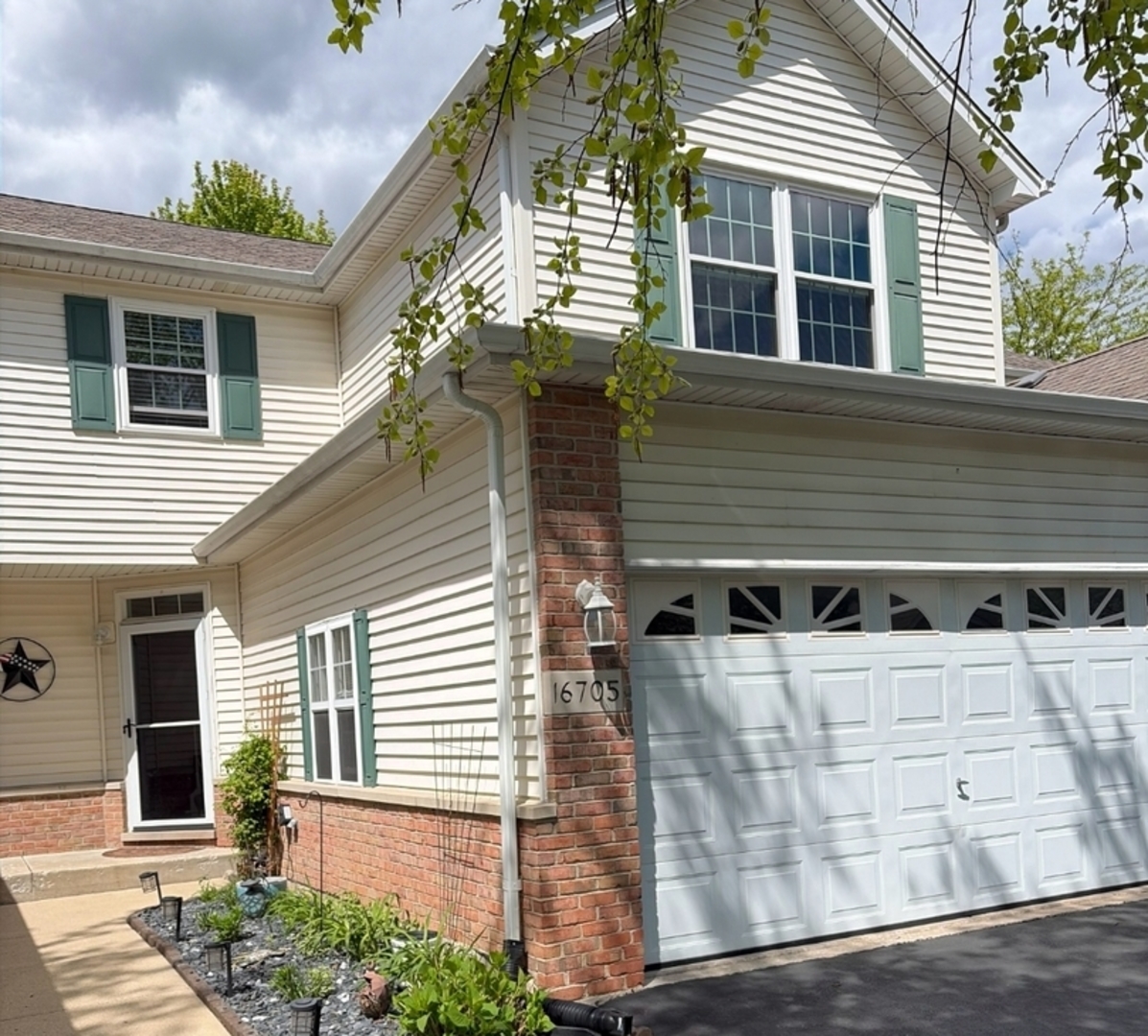 16705 South Sunset Ridge Court Lockport, IL 60441 - Photo 2 of 24