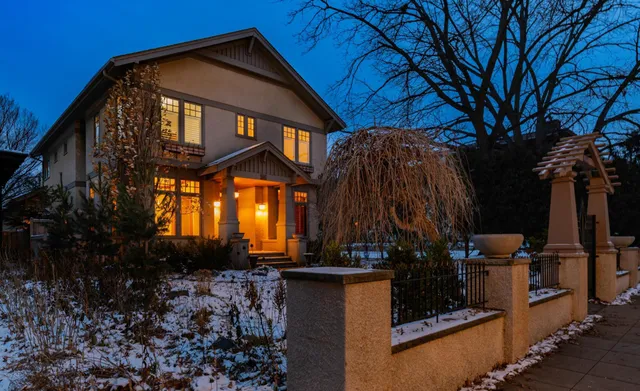 $1,550,000 | 582 Summit Avenue, St. Paul, MN 55102