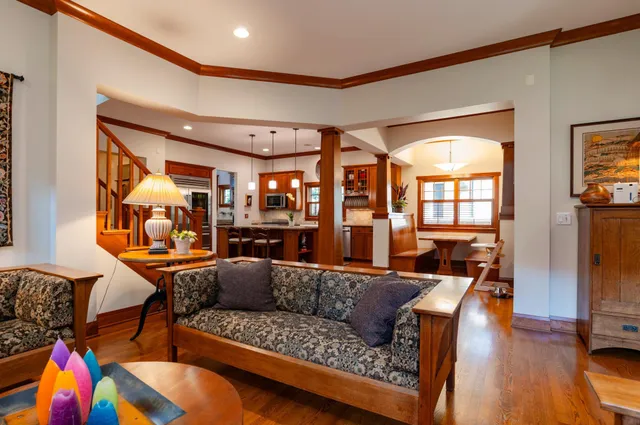 $1,600,000 | 582 Summit Avenue, St. Paul, MN 55102