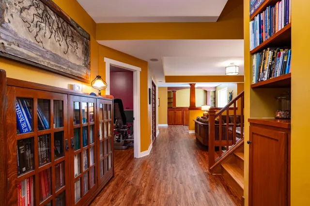 $1,600,000 | 582 Summit Avenue, St. Paul, MN 55102