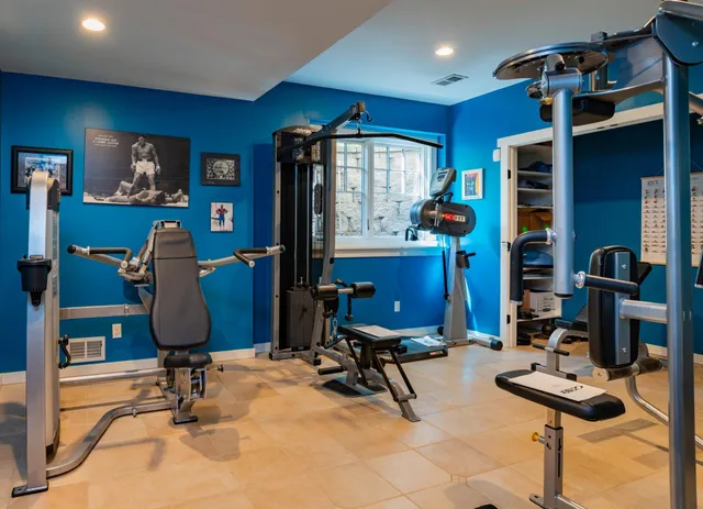 $1,600,000 | 582 Summit Avenue, St. Paul, MN 55102